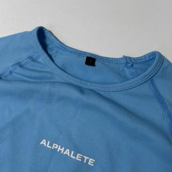 Alphalete Amplify Crop Top - Picture 4 of 5